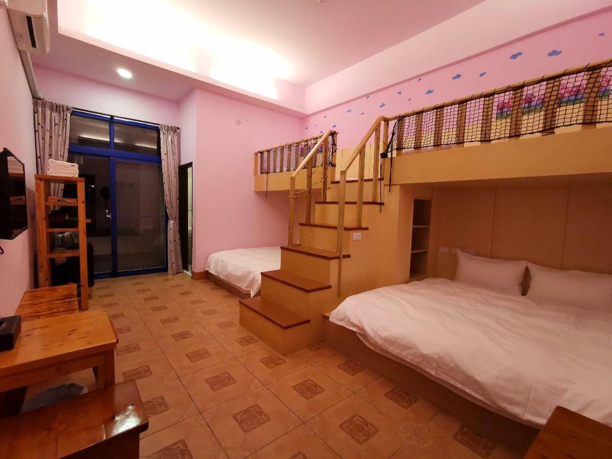 Love Ocean & Happy Bay Homestay Donggang Luaran gambar